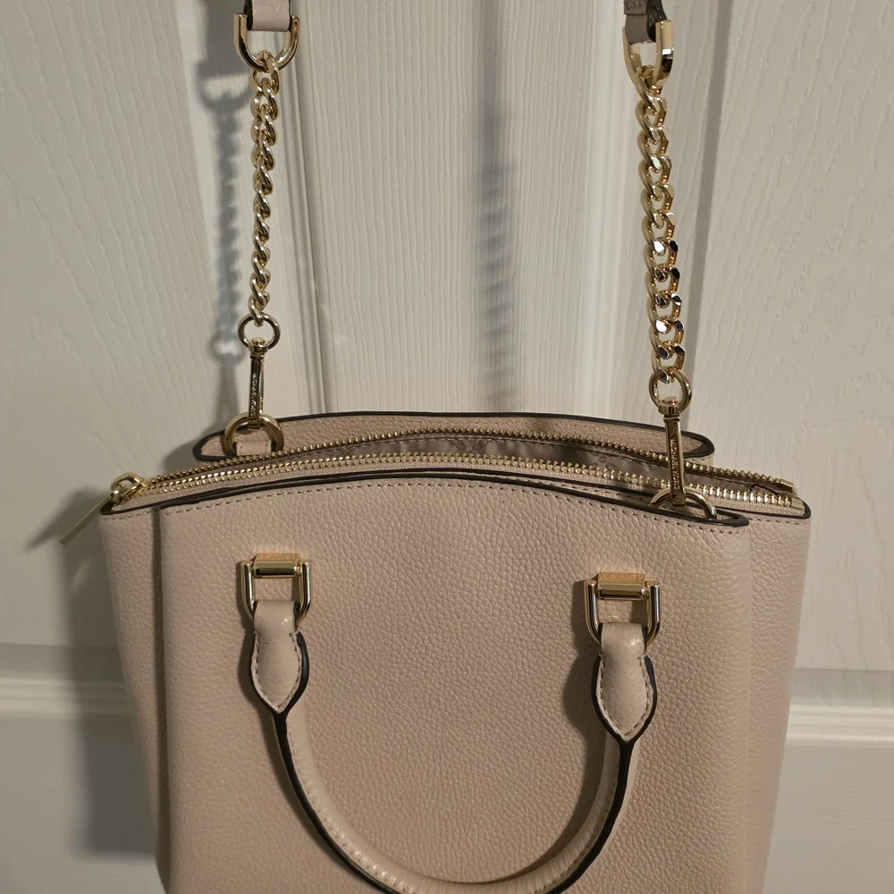 Michael Kors Maxine Small Pebbled Leather Satchel - Picture 3 of 3
